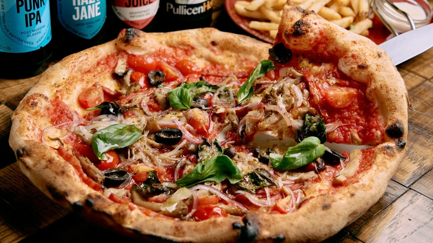 DUMBO PIZZA FACTORY 横浜