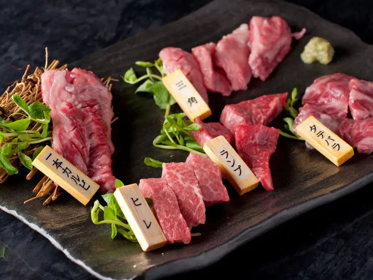 焼肉 LAON