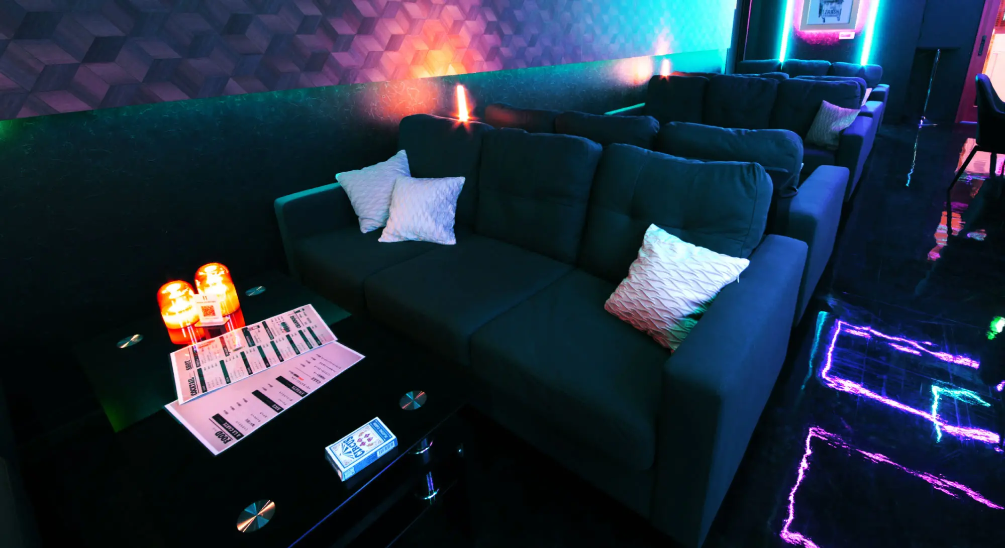 Cafe＆BAR DARTS ALIVE 神戸三宮店