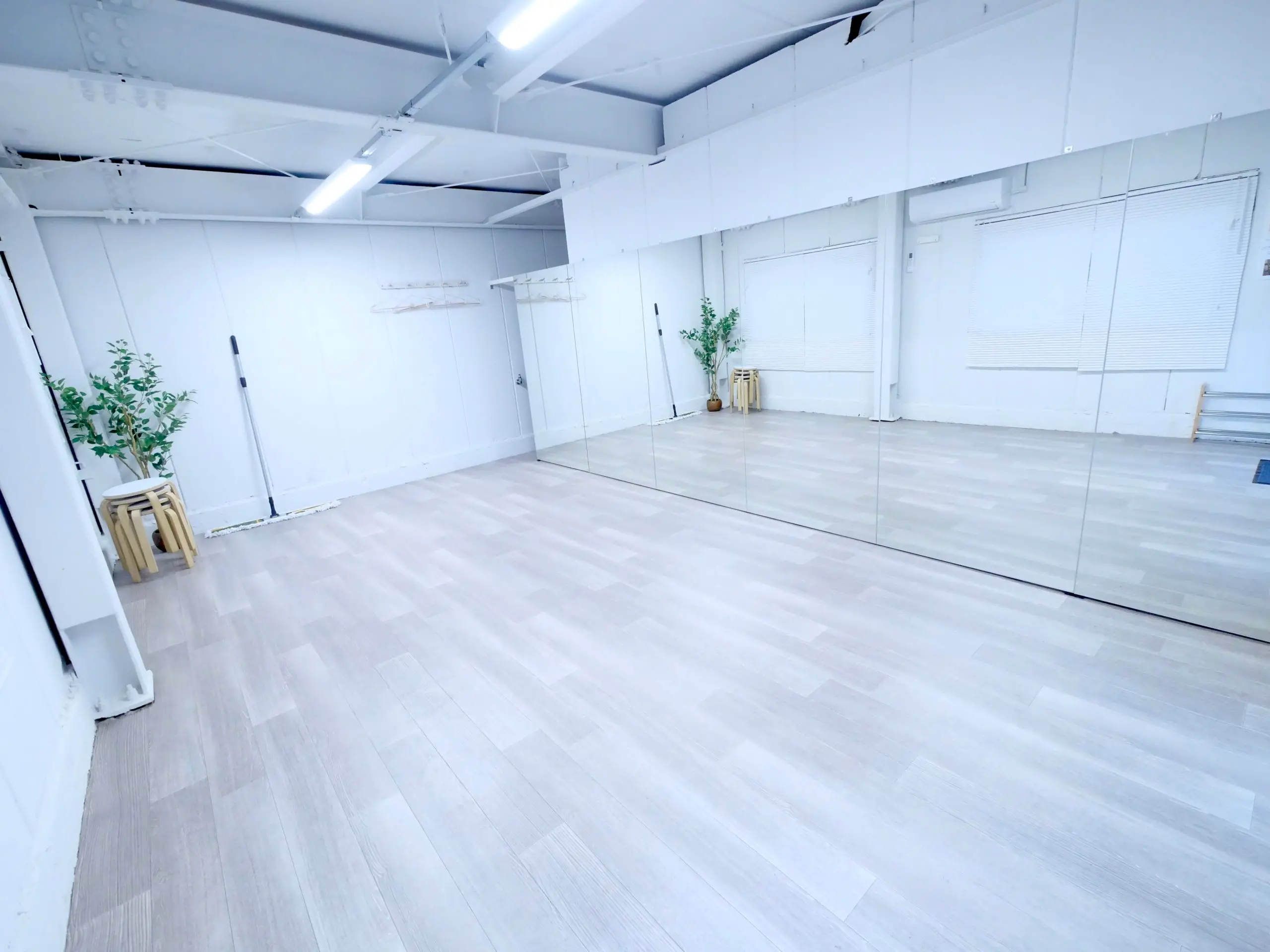 STUDIOFLAG北千住1号店