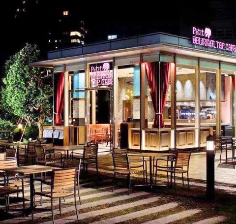 プティ デリリウム タップ カフェ 新宿サザンテラス店 2