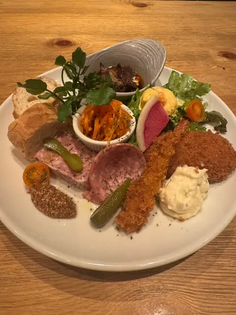 スパイスビストロB 丸ビル店 1