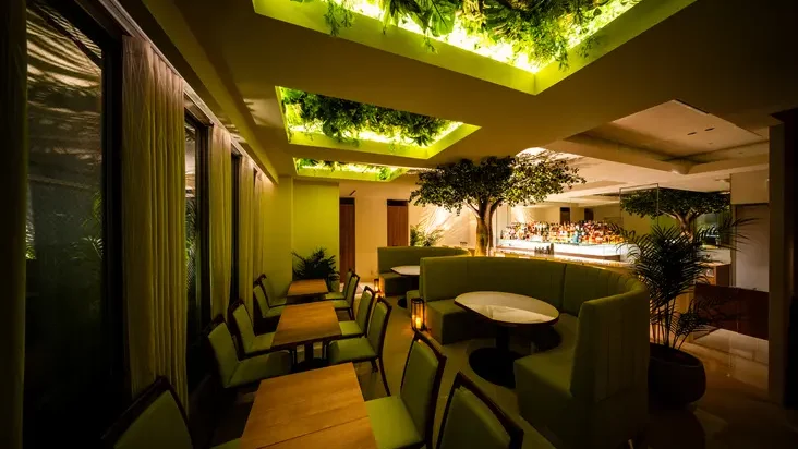 BAR THIRD PLACE GARDEN