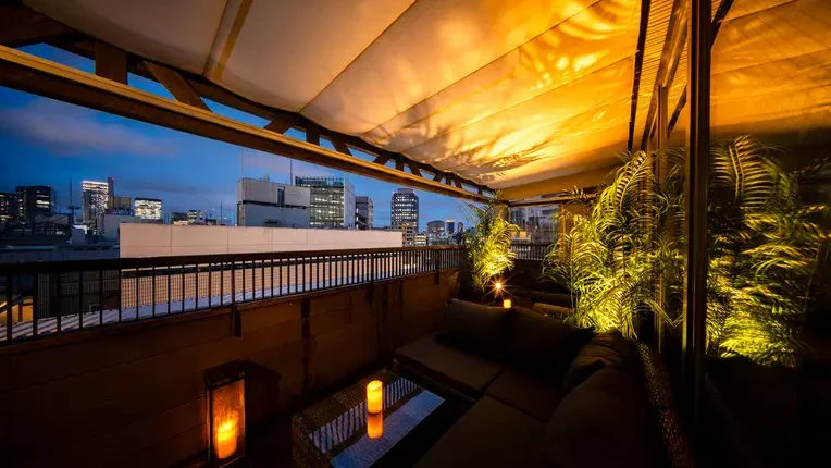 BAR THIRD PLACE GARDEN