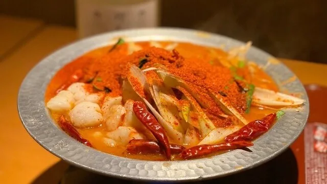 もつ焼きパラダイス富士 神田 店内写真