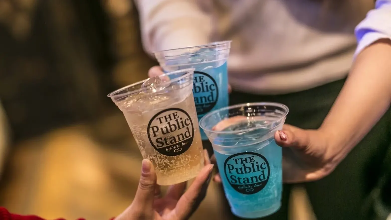 The Public stand 新宿歌舞伎町店