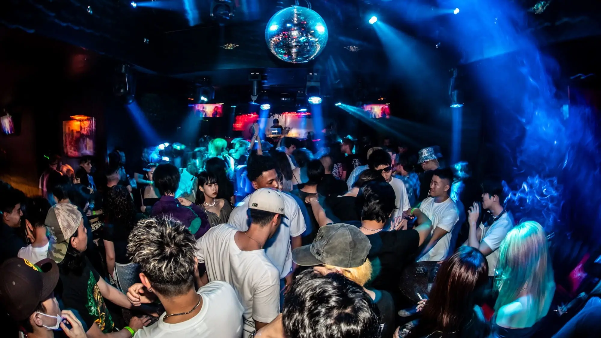 LAUREL TOKYO（ローレル東京）