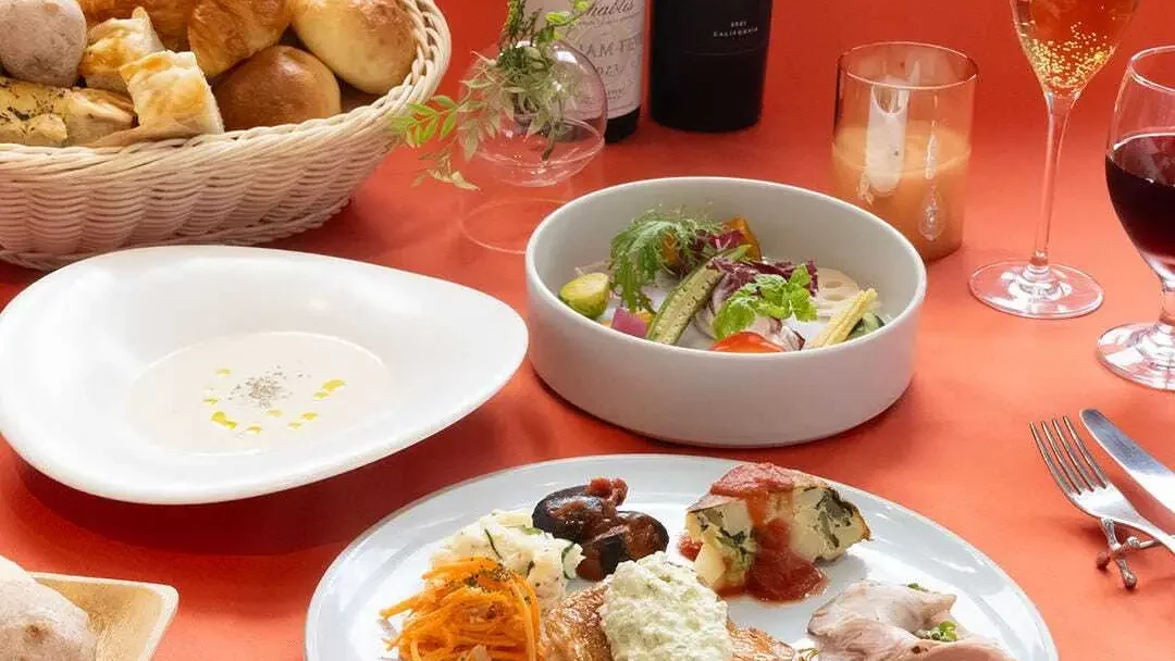 CORAL KITCHEN at cove