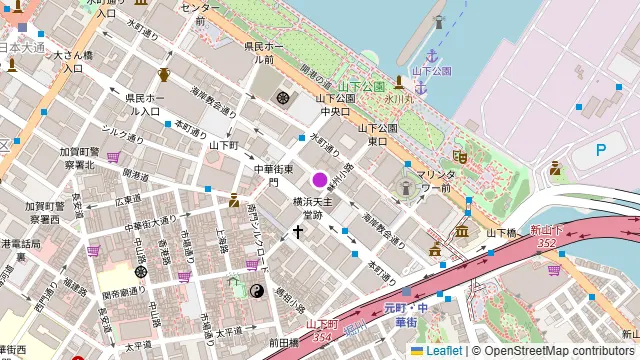 トリプル クラウン TRIPLE CROWNの周辺地図