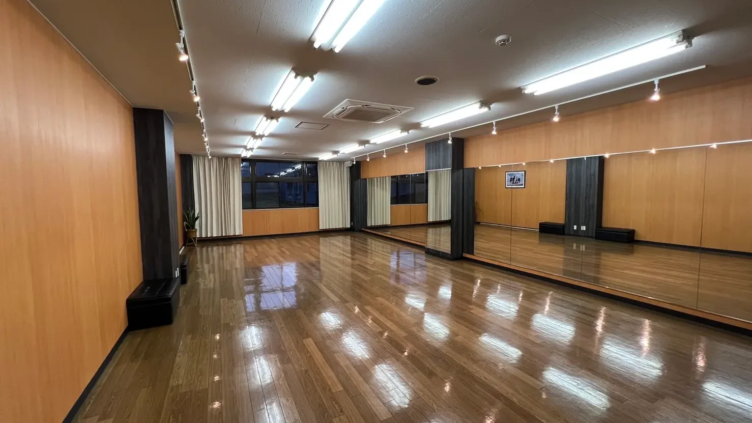 銀座 伊東屋 HandShake Lounge