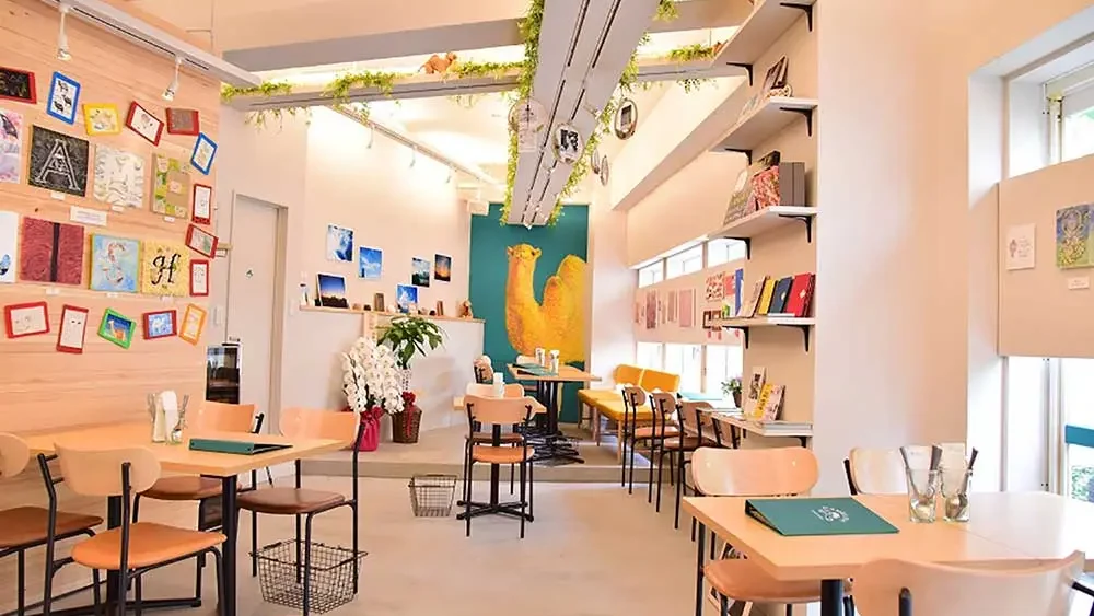 GALLERY&CAFE CAMELISH