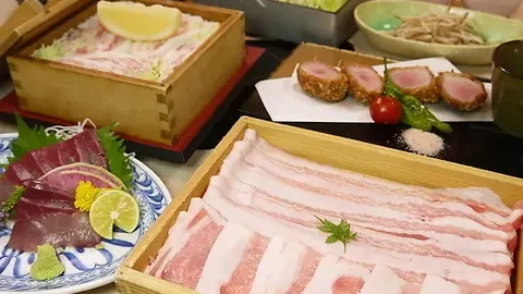 豚匠 なんば邸