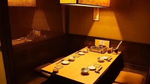 呑み処 左藤 総本店 掘り炬燵席完備！全国の地魚と日本酒を楽しむ居酒屋 魚鮮水産 さかなや道場 巣鴨駅前