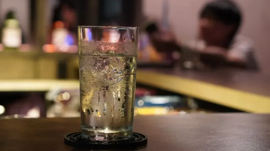 BAR ARRIBA 新橋
