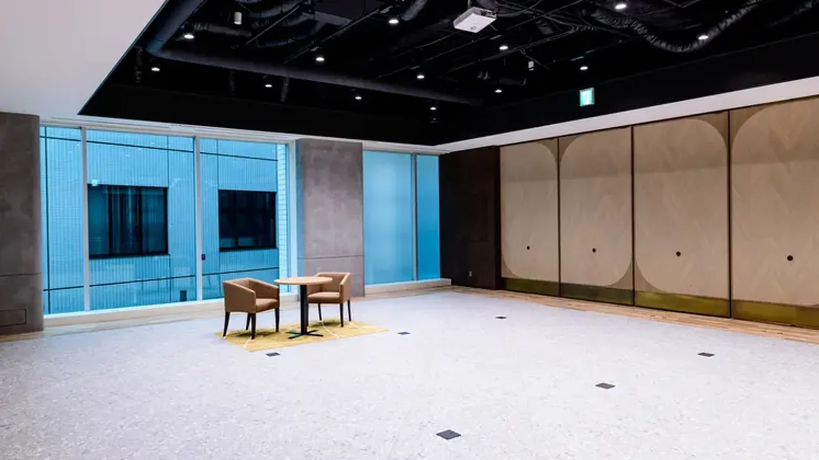 STUDIO VIZZ EBISU
