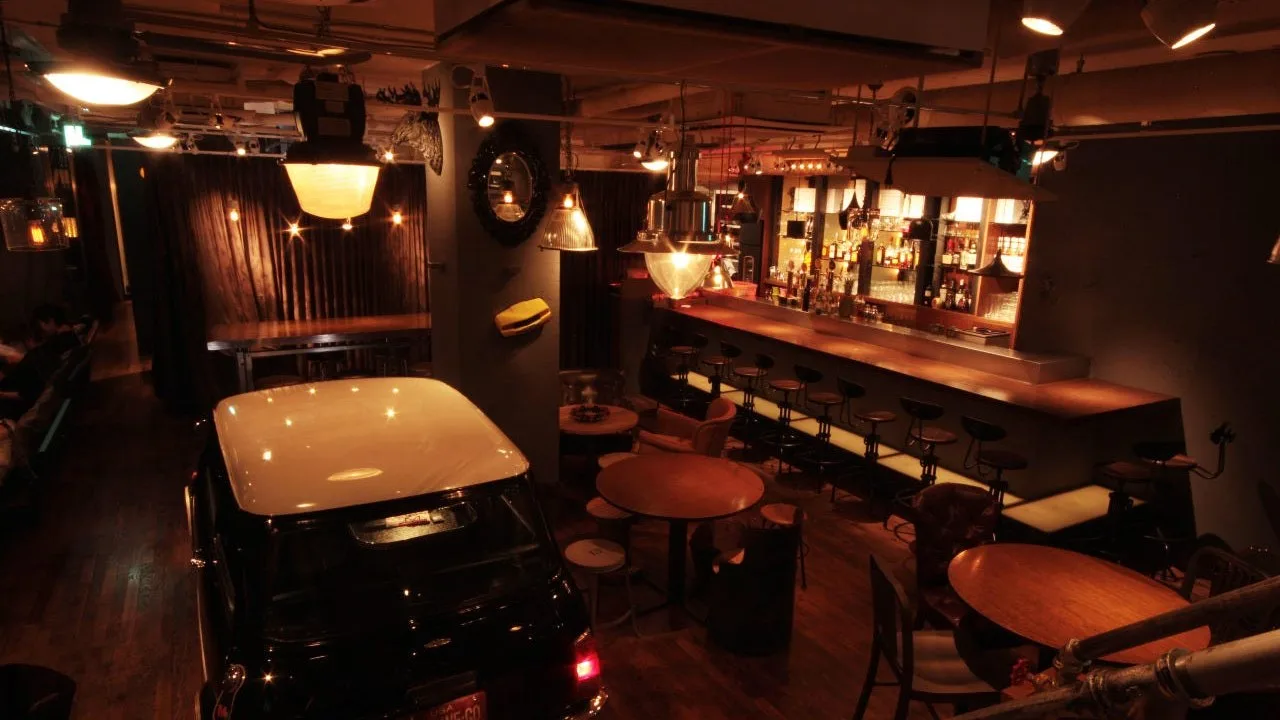 IGU & PEACE 渋谷 店内写真