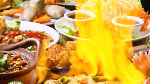 ロータスラウンジ 青山