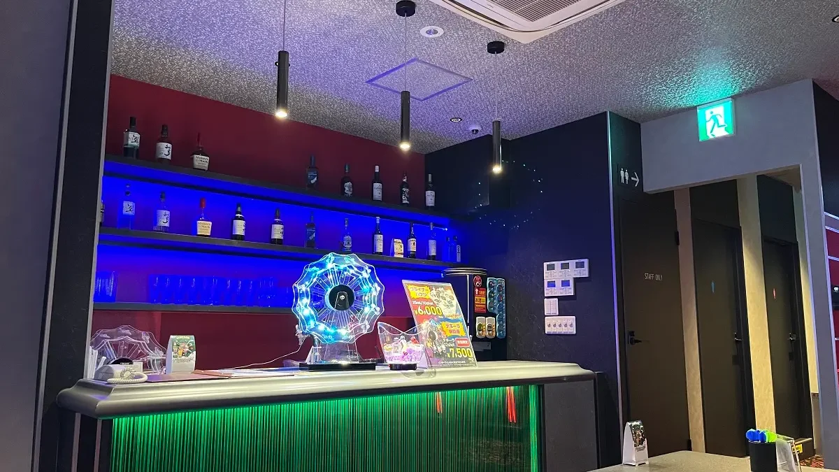 B-GARAGE 赤羽東口駅前店