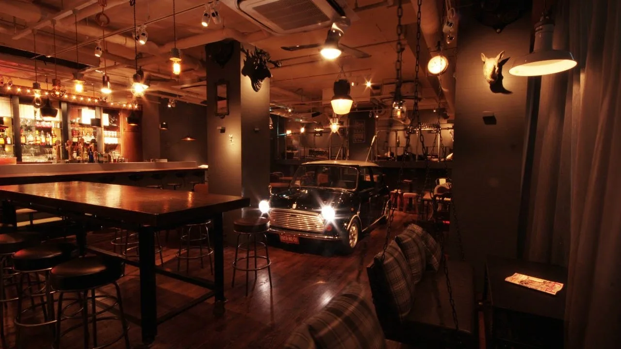 IGU & PEACE 渋谷 店内写真