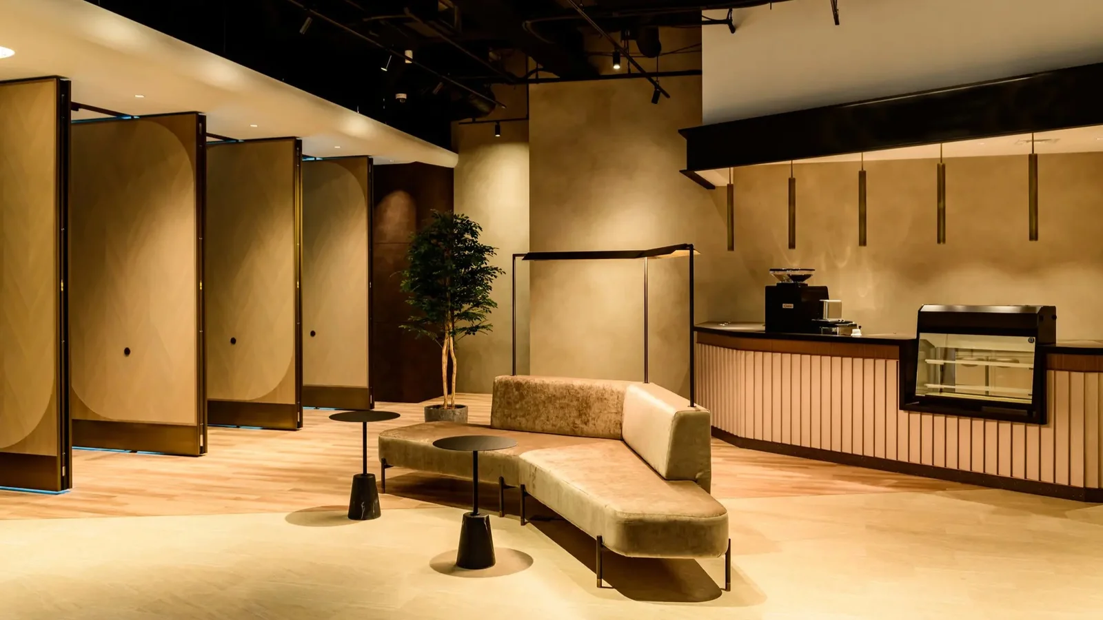 STUDIO VIZZ EBISU