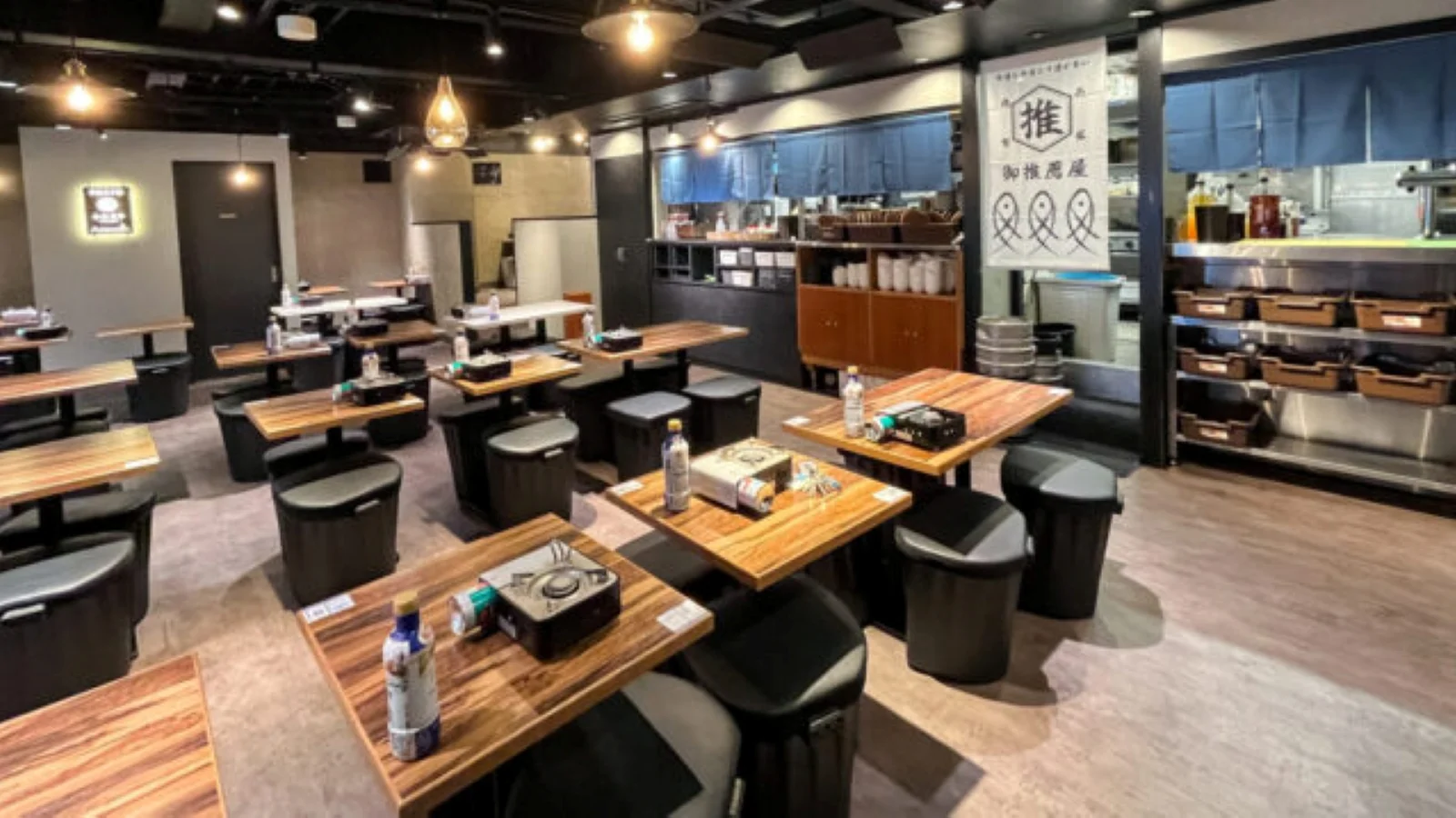 おすすめ屋 PREMIUM新宿西口店