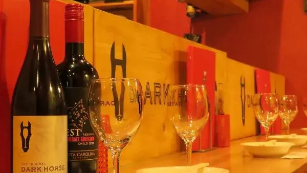神戸三宮 肉バル staub ストウブ